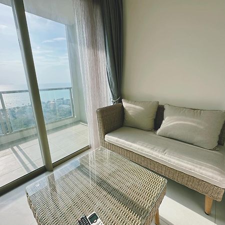 Riviera Jomtien By Daisy Pattaya 2 Apartamento Exterior foto
