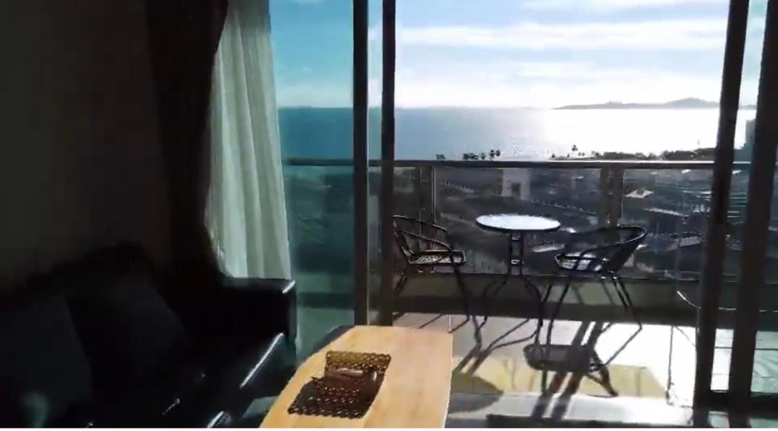 Riviera Jomtien By Daisy Pattaya 2 Apartamento Exterior foto